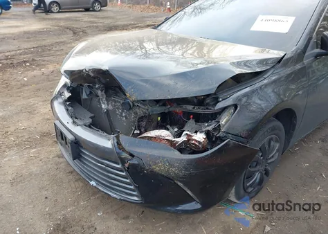 2016 Toyota Camry Le z USA, uszkodzony, nr VIN 4T1BF1FK1GU229260